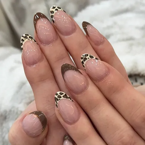 Hand-painted nail art by The Nail Bar, Farnworth, Bolton