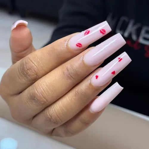 Hand-painted nail art by The Nail Bar, Farnworth, Bolton