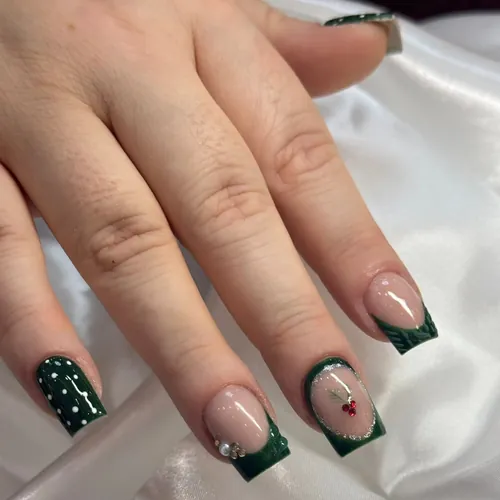 Hand-painted nail art by The Nail Bar, Farnworth, Bolton