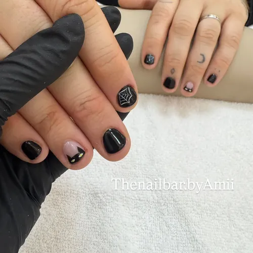 Hand-painted nail art by The Nail Bar, Farnworth, Bolton